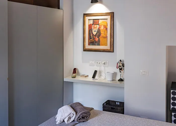 Giulia's House, Monti
