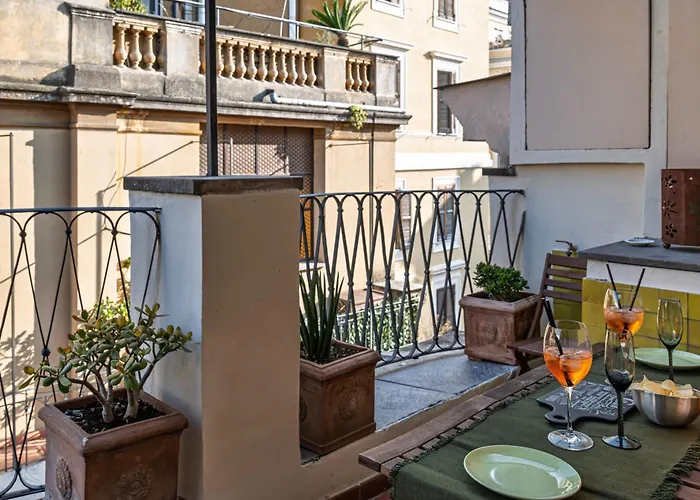 Giulia's House, Monti